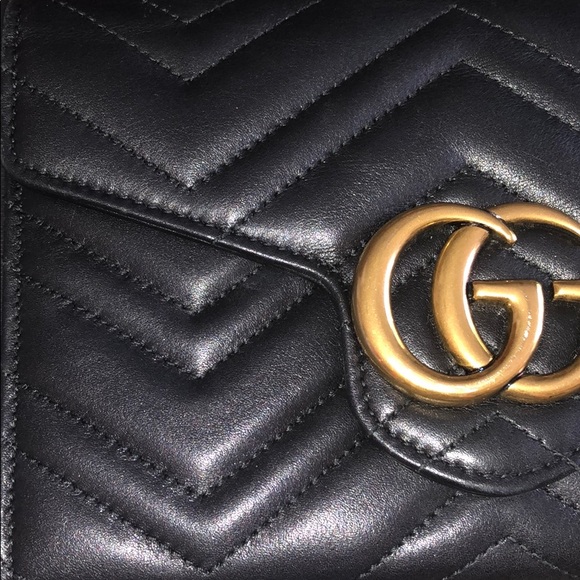 Black Gucci Mormont gold chain wallet bag - Picture 3 of 10